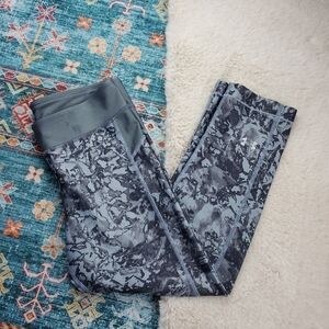 Under Armour Gray Heat Gear Small